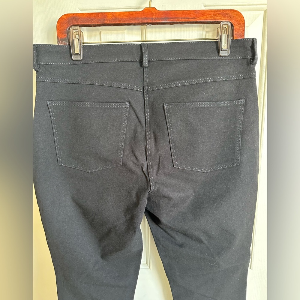H&M Black Skinny Pants- Size 10 - Picture 4 of 7